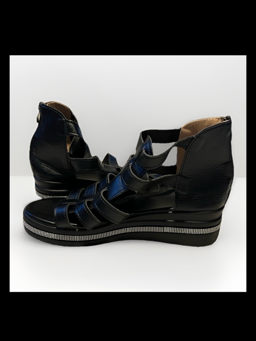 Black Strappy Gladiator Platform Sandals Rhinestone Trim Size 8 Y2K Festival